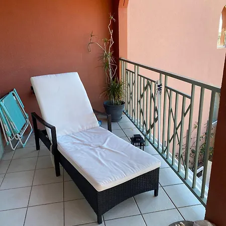 Hübsch Eingerichtetes Miramar Mit Großem Balkon, Pool, Fussläufig Zum *